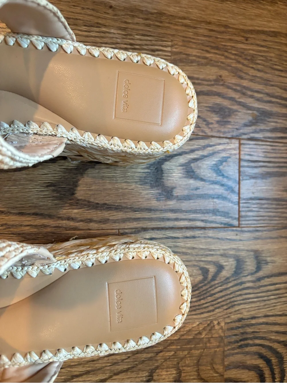 NWOT Dolce Vita Corla  Braided Platform Sandal in Natutal Raffia
